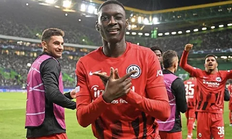 Tiền đạo Randal Kolo Muani công khai đòi gia nhập PSG