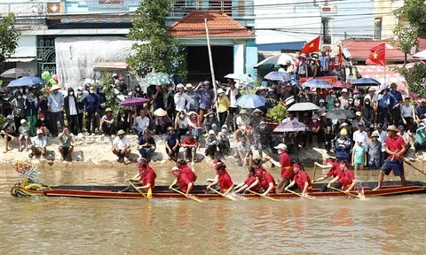 Giải bơi chải Giao Thủy mừng Tết Độc lập