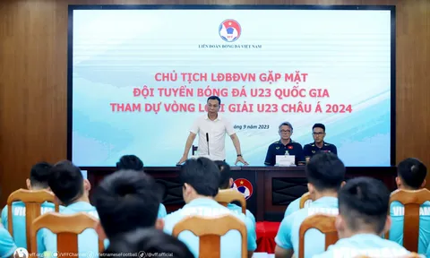 Chủ tịch VFF Trần Quốc Tuấn gặp mặt, động viên đội tuyển U23 Việt Nam trước vòng loại U23 châu Á 2024