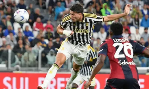 Tiền đạo Dusan Vlahovic được Juventus thưởng lớn