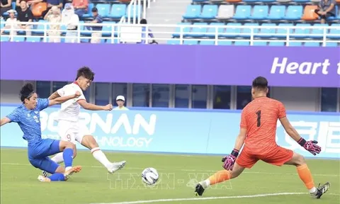 Bóng đá nam ASIAD 19 > Olympic Việt Nam 4-2 Olympic Mông Cổ: Olympic Việt Nam thắp sáng hy vọng đi tiếp