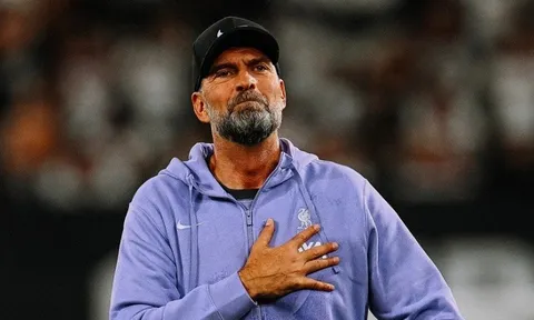 Huấn luyện viên Jurgen Klopp và tiền đạo Mohamed Salah thiết lập kỷ lục