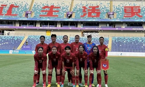 Bóng đá nữ ASIAD 19 > Việt Nam 6-1 Bangladesh: Thắng thuyết phục bằng đội hình trẻ