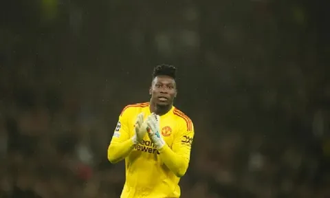 Ông thầy Ten Hag bảo vệ thủ thành Onana, Old Trafford không còn là điểm tựa
