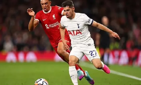 Giữa lúc thăng hoa, Tottenham đón tin không vui về lực lượng