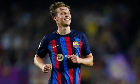 Barcelona yêu cầu Frenkie de Jong giảm lương khi ký hợp đồng mới