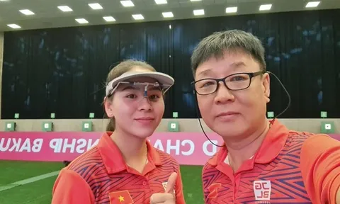 Tái ký hợp đồng với chuyên gia Park Chung-gun