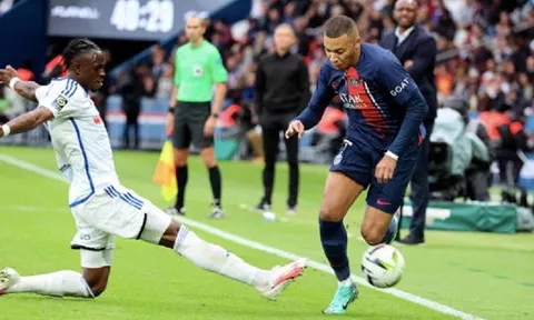 Vòng 9 Ligue 1: Kylian Mbappe tỏa sáng giúp Paris Saint-Germain thắng đậm trên sân nhà
