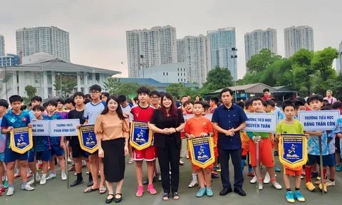 Khai mạc giải Bóng đá thiếu niên - nhi đồng quận Thanh Xuân lần thứ IV