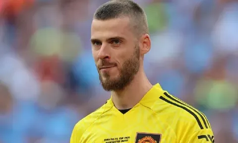 Thủ môn De Gea gửi thông điệp khó hiểu trước tin đồn tái ngộ Man United