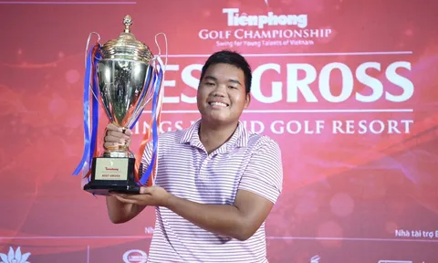 Tiền Phong Golf Championship 2023: Golfer 16 tuổi Nguyễn Đức Sơn giành ngôi vô địch