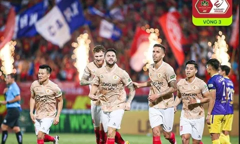 Vòng 3 V.League 2023-2024: Nam Định giữ ngôi đầu, Hà Nội FC chìm sâu khủng hoảng