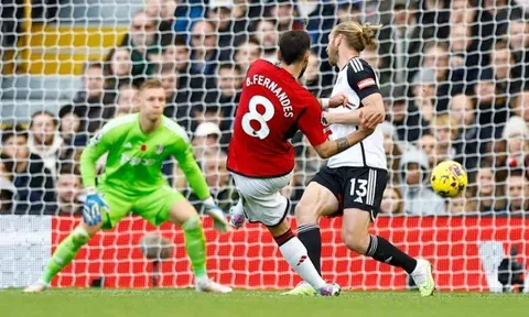 Vòng 11 Premier League: Bruno Fernandes lập công, Man United nhọc nhằn giành trọn 3 điểm