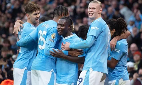 Sau vòng 11 Premier League: Arsenal, Tottenham đứt chuỗi trận bất bại, Man City lên vị trí số 1
