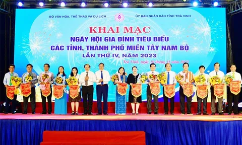 Khai mạc Ngày hội Gia đình tiêu biểu các tỉnh, thành phố miền Tây Nam Bộ lần thứ IV