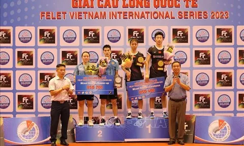 Giải Cầu lông FELET Vietnam International Series 2023: Phạm Văn Hải và Thân Vân Anh giành huy chương bạc đôi nam-nữ