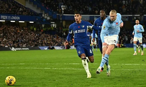 Erling Haaland vẫn tiếc vì Man City đánh rơi chiến thắng