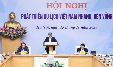 Thủ tướng chủ trì Hội nghị Phát triển Du lịch Việt Nam nhanh, bền vững