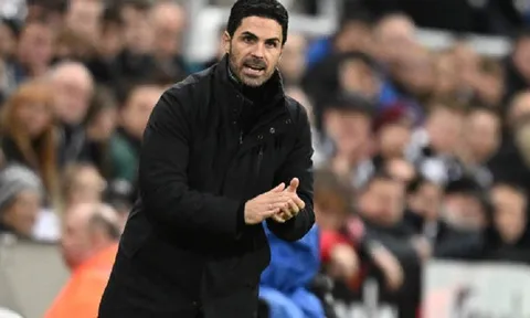 Huấn luyện viên Mikel Arteta đối mặt án phạt