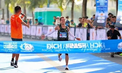 Giải Marathon quốc tế di sản Hạ Long 2023: Hồng Lệ và Trung Cường lên ngôi vô địch