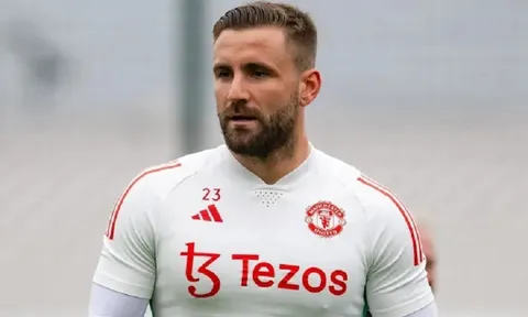 Chelsea và Man United đón tin vui trước vòng 13 Premier League