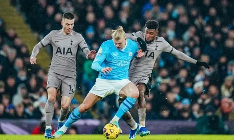 Sau vòng 14 Premier League: Man City hòa trận thứ ba liên tiếp, Arsenal và Liverpool hưởng lợi
