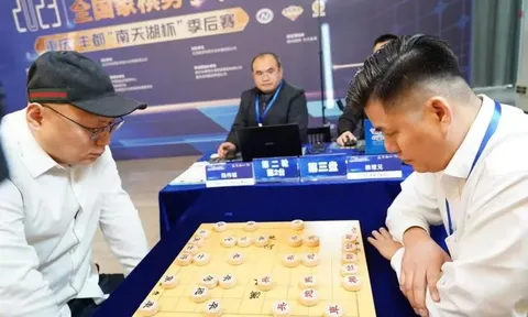 Lại Lý Huynh đưa đội Hàng Châu vào bán kết giải cờ Tướng Giáp Cấp Liên Tái 2023