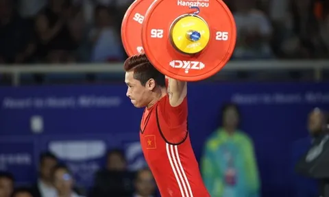 Giải Cử tạ Grand Prix 2024: Đô cử Trịnh Văn Vinh thất bại sau 3 lần cử giật