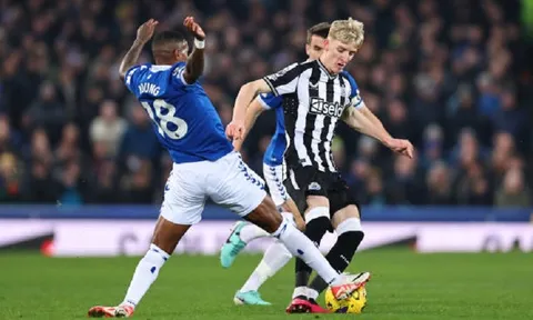Vòng 15 Premier League: Everton gây bất ngờ