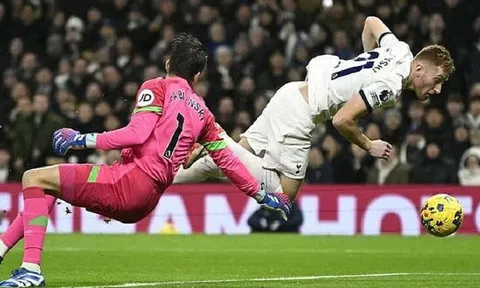 Vòng 15 Premier League: "Gục ngã" trên sân nhà, Tottenham nối dài cơn ác mộng