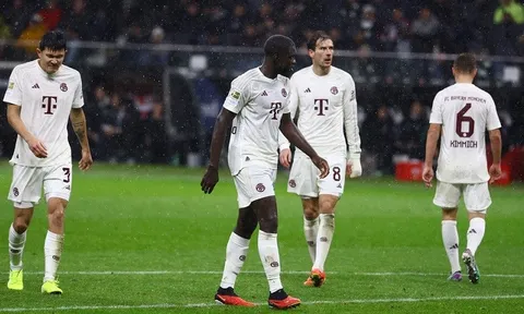 Sau vòng 14 Bundesliga: Leverkusen nhọc nhằn chia điểm, huấn luyện viên Thomas Tuchel sắp lâm nguy