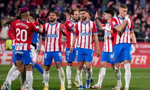 Thắng nhẹ Alaves, Girona giành lại ngôi đầu La Liga
