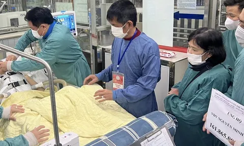 Trung tâm Huấn luyện Thể thao Quốc gia Hà Nội thăm và trao quà ủng hộ vận động viên Nguyễn Minh Triết bị chấn thương khi tập luyện