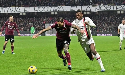 Vòng 17 Serie A 2023-2024: AC Milan bị đội bét bảng cầm hòa, Fiorentina vào tốp 4