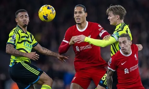 Vòng 18 Premier League: Arsenal vững ngôi đầu, Tottenham vào tốp 4