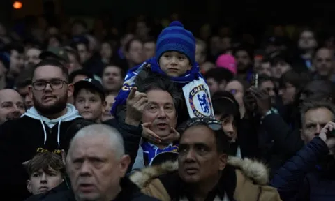 Huấn lluyện viên Pochettino không hài lòng khi Chelsea phải thi đấu trong ngày lễ Giáng sinh