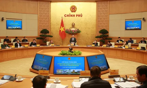 Phát triển mạng lưới cơ sở văn hóa và thể thao đồng bộ, hiện đại và bản sắc