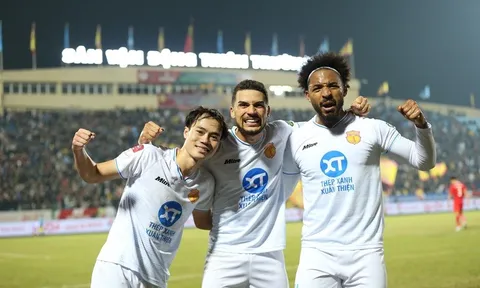 Vòng 8 V.League 2023-2024: Hoàng Anh Gia Lai thắng trận đầu tiên, Thép Xanh Nam Định xây chắc ngôi đầu