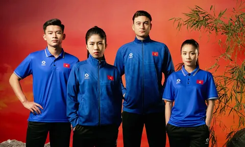 Ra mắt bộ sưu tập trang phục mới của đội tuyển bóng đá Việt Nam