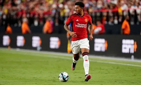 Dortmund đạt được thỏa thuận chiêu mộ Sancho từ Man United