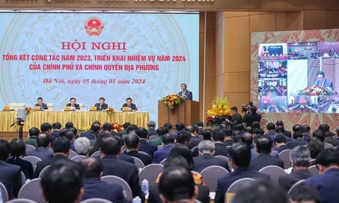 Phát triển mạnh các lĩnh vực văn hóa, xã hội, nâng cao đời sống vật chất, tinh thần của nhân dân