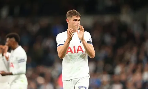 Tương lai của huấn luyện viên Ten Hag tại Man United lâm nguy, Tottenham đón trụ cột trở lại