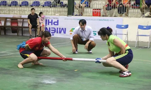 Huyện Tân Lạc phát triển rộng khắp phong trào thể dục thể thao