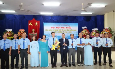 Ông Nguyễn Tấn Nghĩa tái cử Chủ tịch Liên đoàn Vovinam Việt võ đạo tỉnh Khánh Hòa lần thứ V