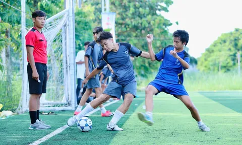 Quận Ninh Kiều phát triển mạnh bóng đá phong trào