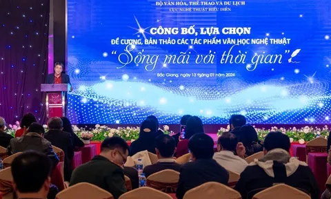 Công bố, lựa chọn 40 đề cương, bản thảo văn học nghệ thuật “Sống mãi với thời gian”