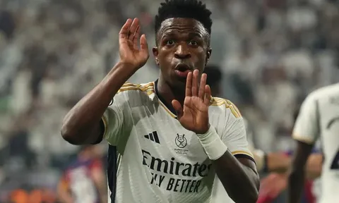 Vinicius lập hat-trick, Real Madrid lên ngôi vô địch Siêu Cúp Tây Ban Nha