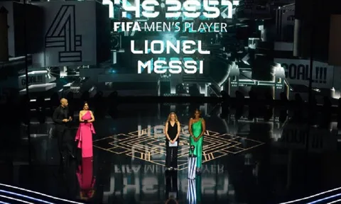 Messi vượt mặt Ronaldo về số lần đoạt giải thưởng FIFA The Best