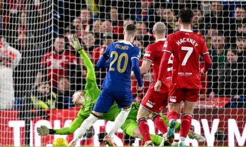 Cole Palmer chạm cột mốc ấn tượng trong màu áo Chelsea