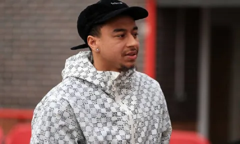 Tiền vệ Jesse Lingard hoàn tất kiểm tra y tế, chuẩn bị ra mắt đội bóng mới